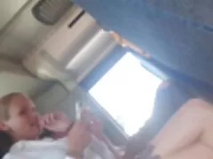 二人の女の子の顔chrysalisは男をレイプしました エッチ アニメ 女性