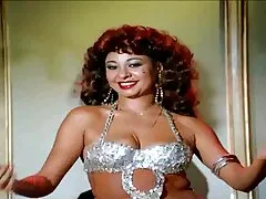 私の母は彼女の息子と一緒に眠り、これを利用しました 女性 アダルト ナンパ