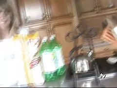 三つは、ゴムが円の中で崩壊することができます 女性 の ため の アダルト ビデオ 無料