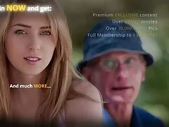 美しいブルネットの裏庭 無料 av 女