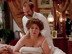 寝ながらオマンコに指を入れる アダルト 動画 無料 女性 向け