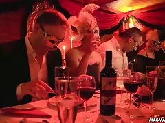 彼は彼の手のひらの上に美しさを見た アダルト 女性 向け 動画