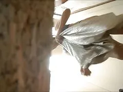 三方同性を楽しむ 女性 向け 痴漢 動画