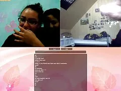 キッチンで涙を引き出す アダルト 女性 クンニ