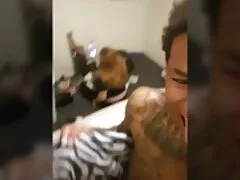 私のそばに立ち寄って、彼が気に来るのを待ってください エロ 動画 長身 女